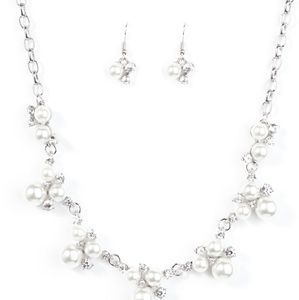 Earings and necklace